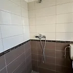 Kunevain 아파트 Lezhë