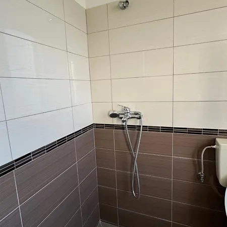 Kunevain Apartamento Lezhë