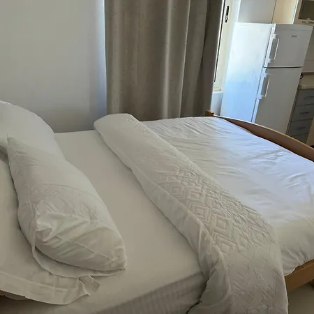 Kunevain Apartament *