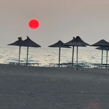 Kunevain Apartament *