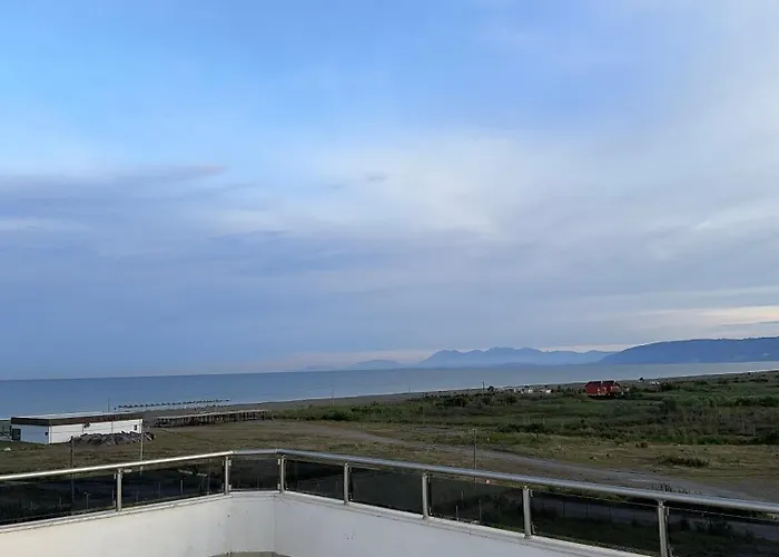 Kunevain * Lezhë